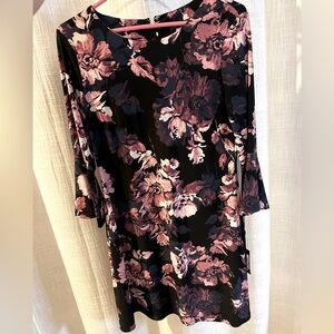 Tommy Hilfiger floral dress. Size 6